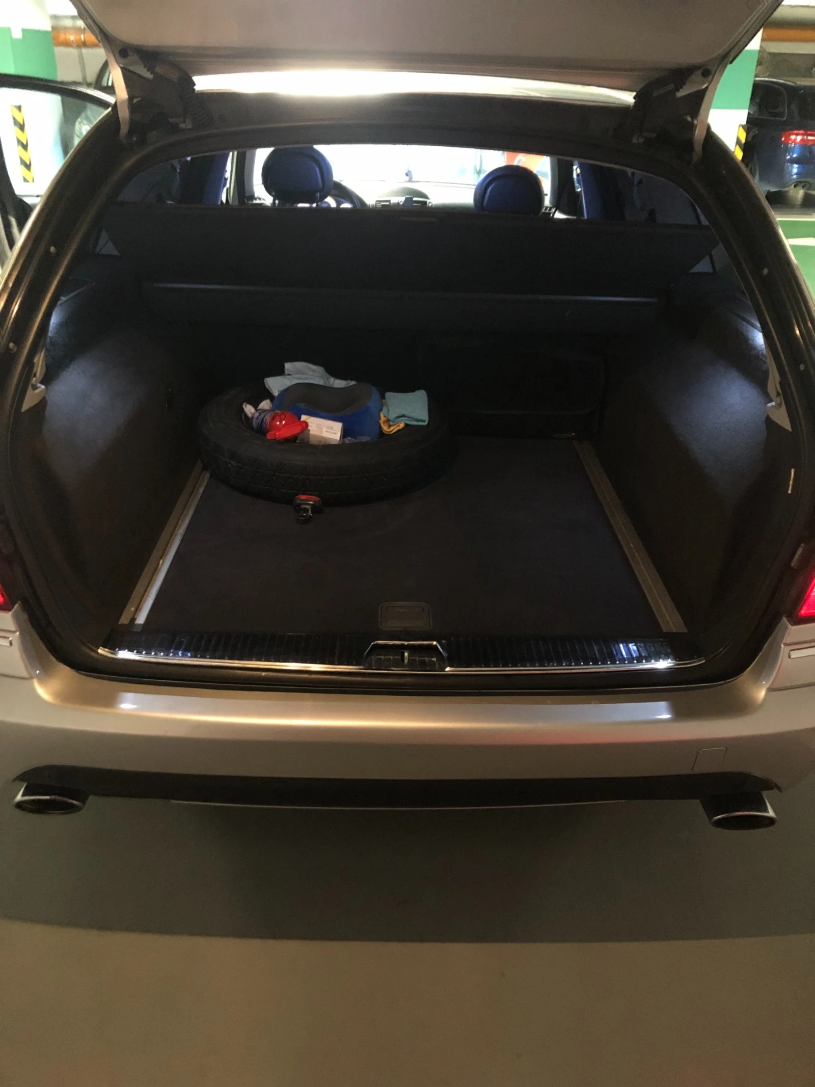Mercedes-Benz E 320  - изображение 8