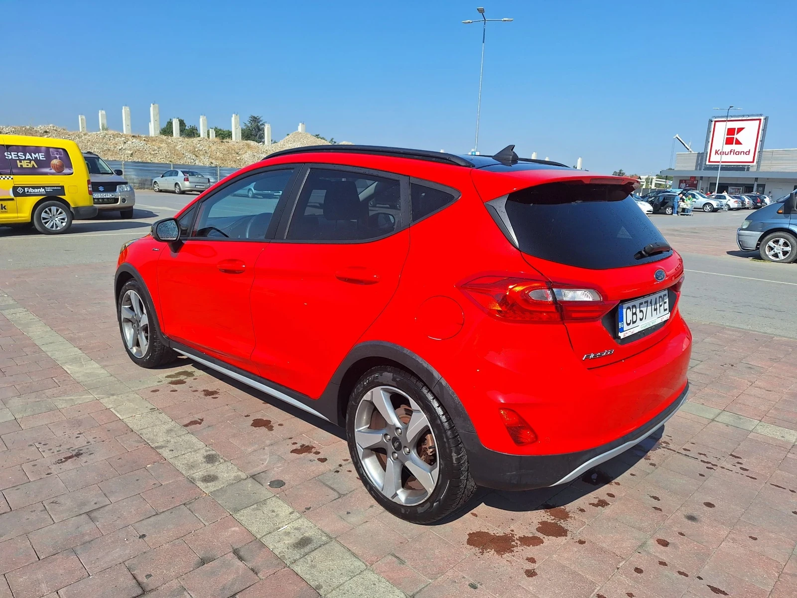 Ford Fiesta Activ - изображение 4