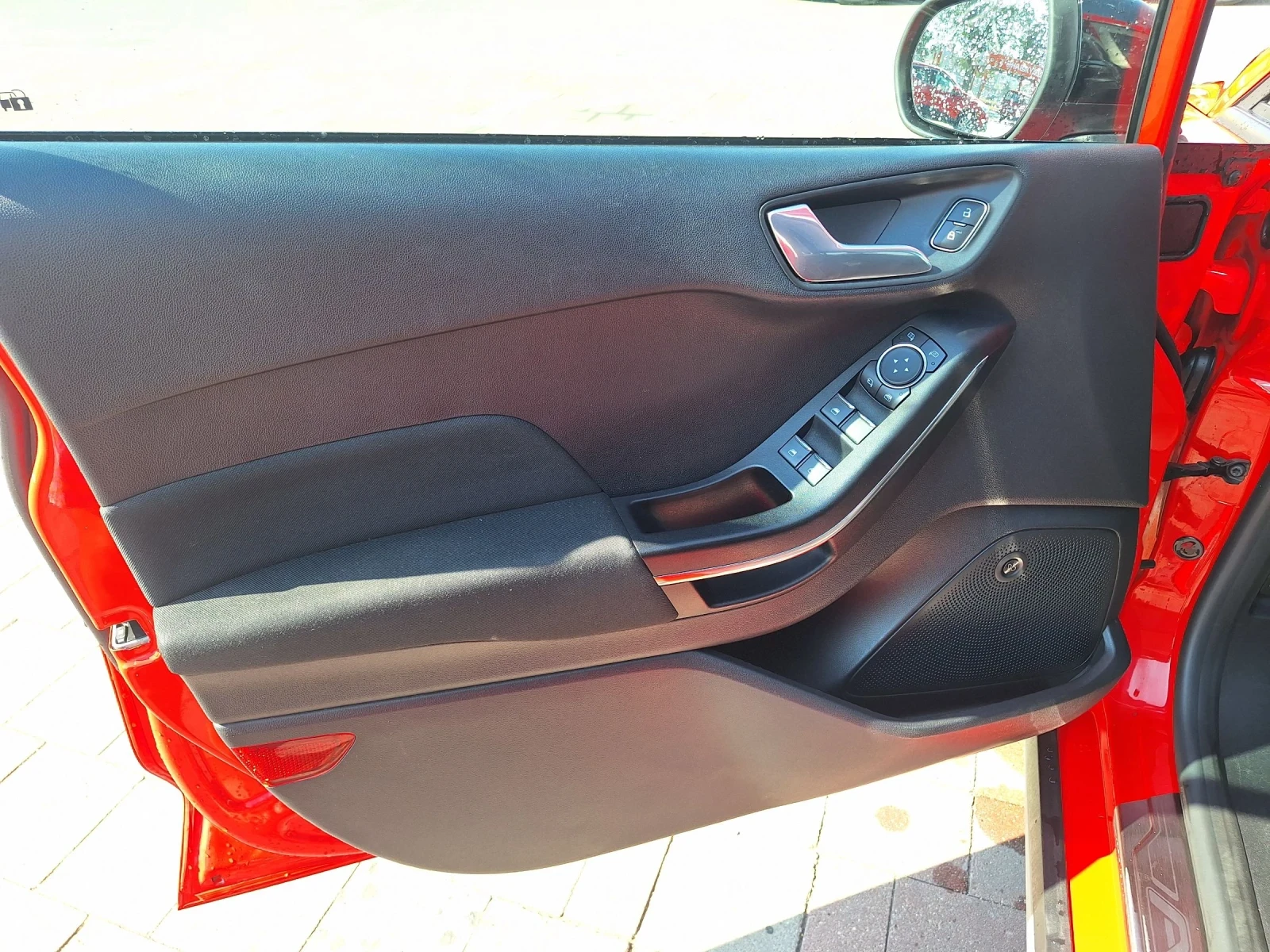 Ford Fiesta Activ - изображение 8