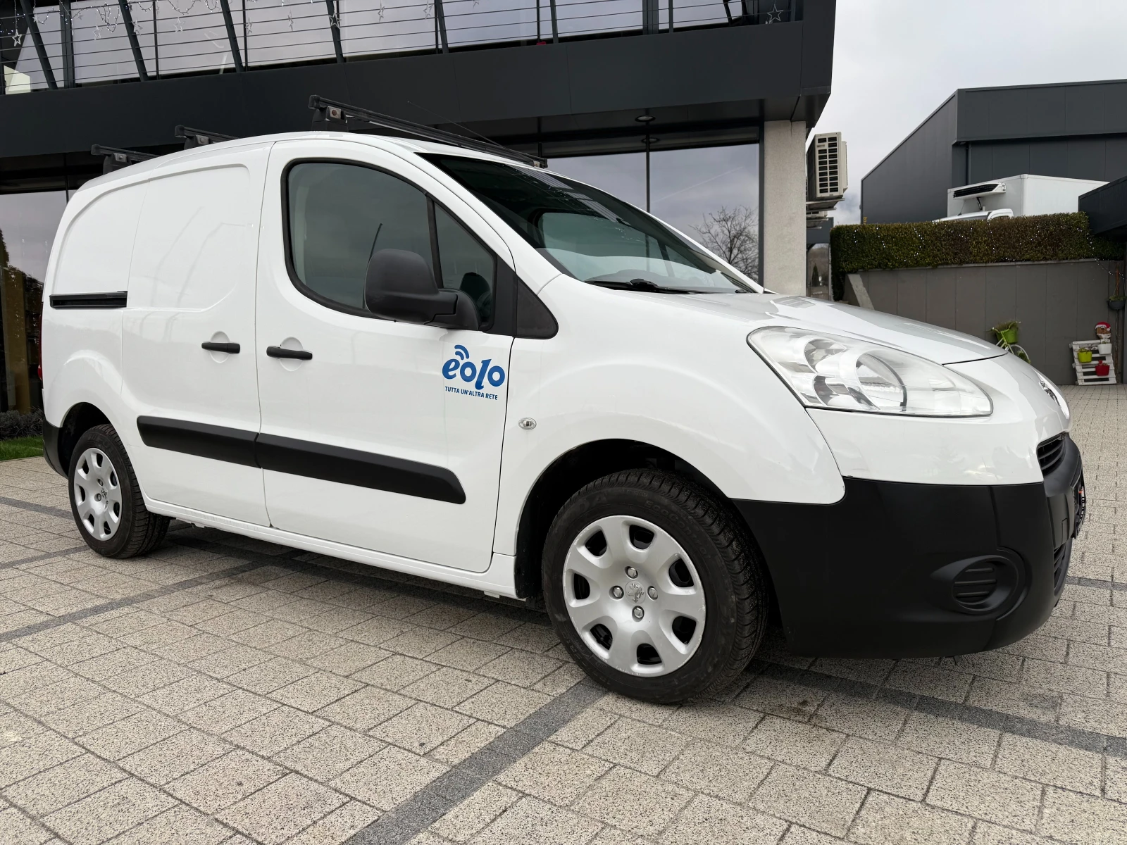 Peugeot Partner 1.6HDI Климатик Euro 5b - изображение 2