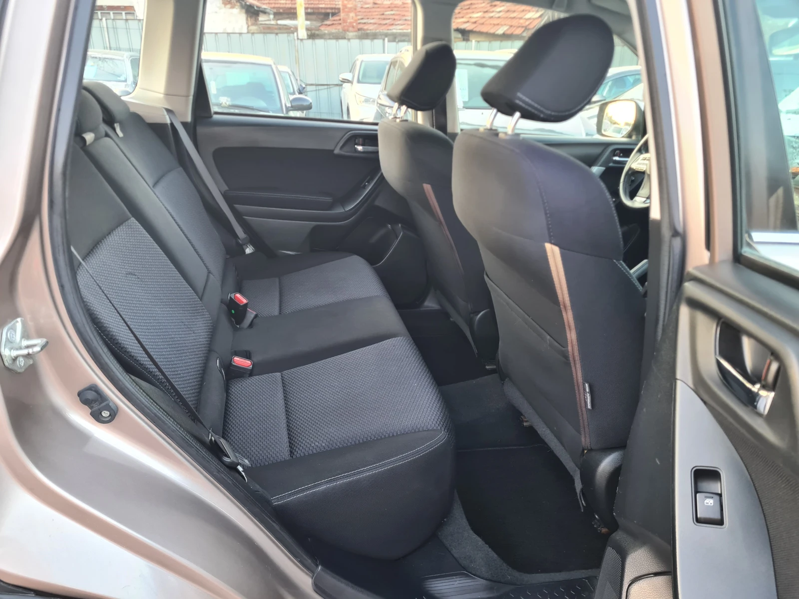 Subaru Forester 2.0D-AWD-ЛИЗИНГ, снимка 13 - Автомобили и джипове - 53366968