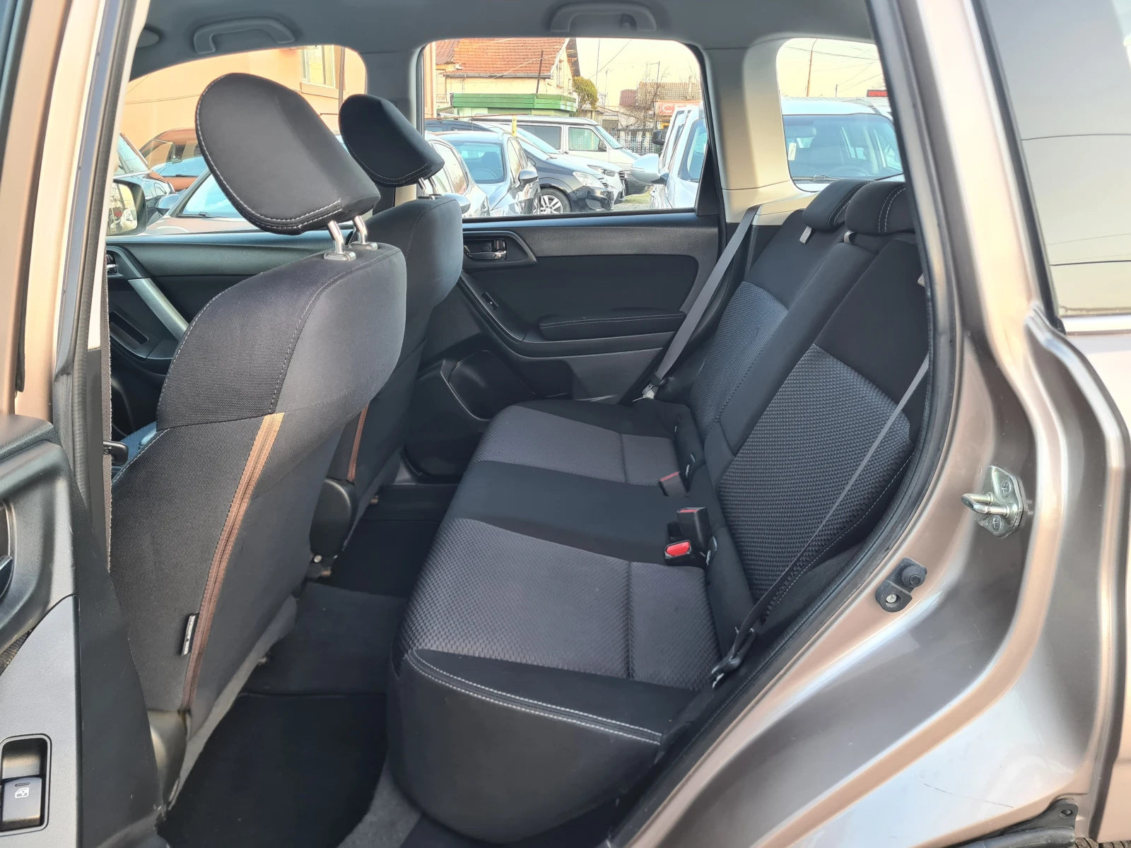 Subaru Forester 2.0D-AWD-ЛИЗИНГ, снимка 11 - Автомобили и джипове - 53366968