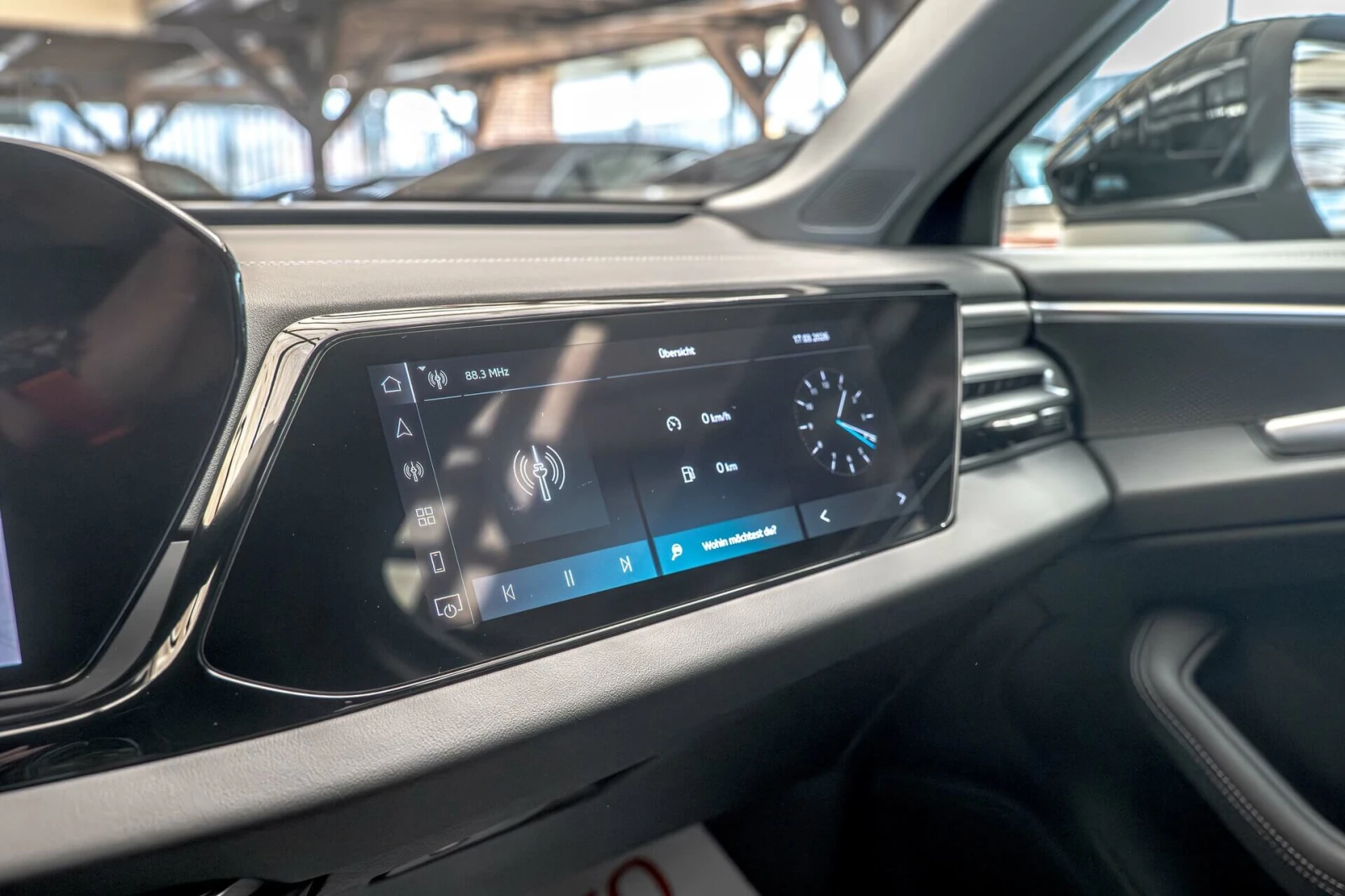 Audi A6 2.0TFSI/Sline/Камера 360/Амбиент/Passenger Displey, снимка 13 - Автомобили и джипове - 53878146