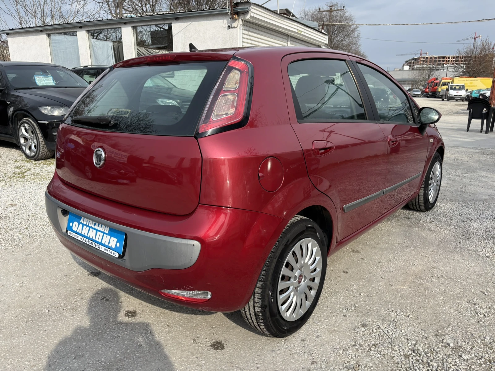 Fiat Punto Grande - 1.4 - Бензин, снимка 5 - Автомобили и джипове - 53927241