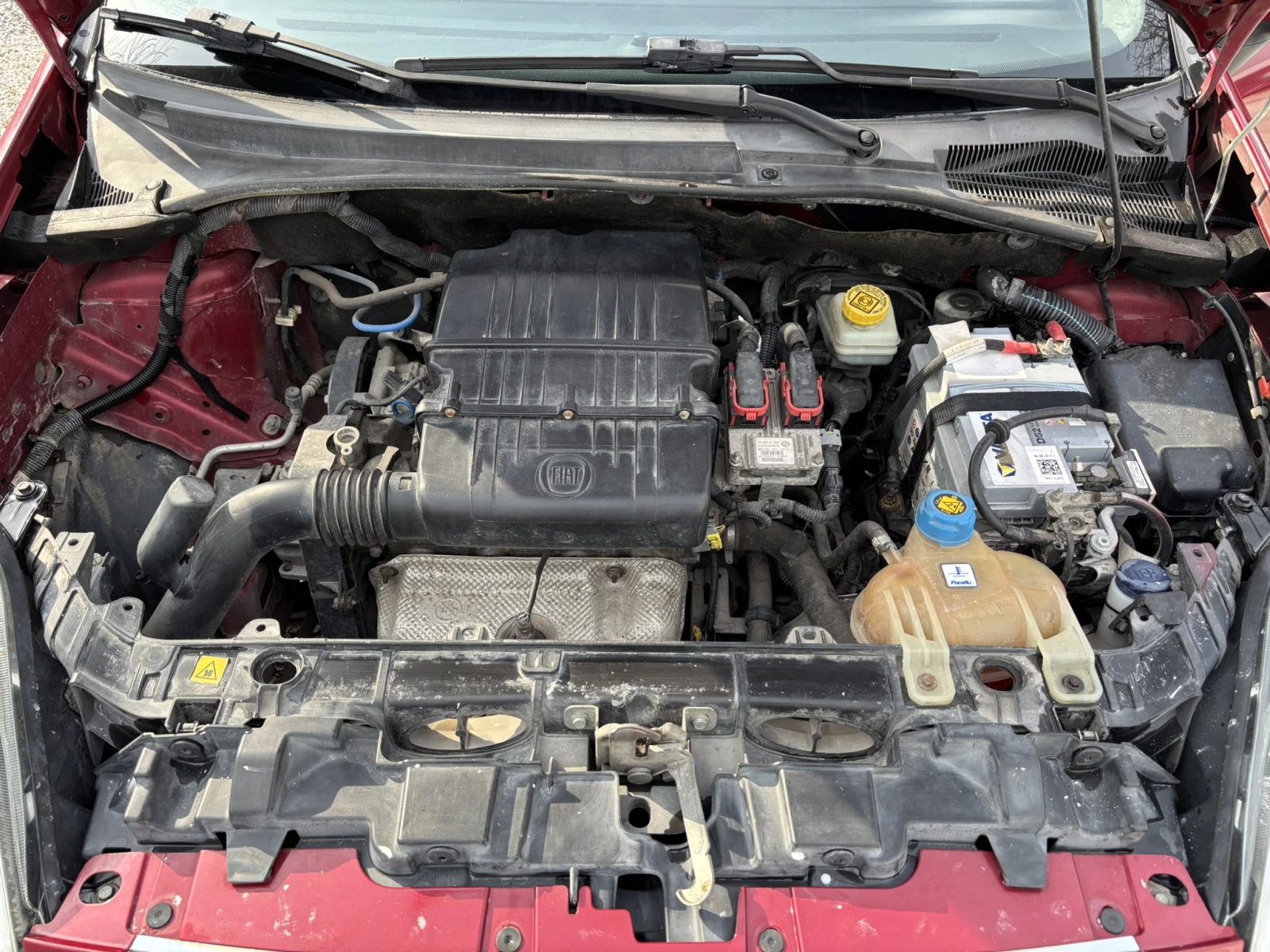 Fiat Punto Grande - 1.4 - Бензин, снимка 12 - Автомобили и джипове - 53927241