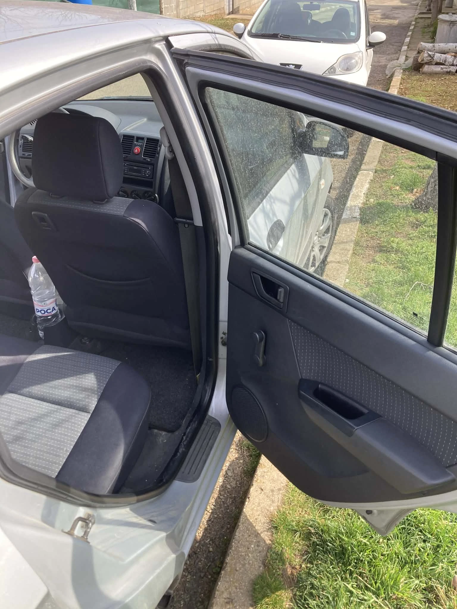 Hyundai Getz 1.1, снимка 12 - Автомобили и джипове - 54065302