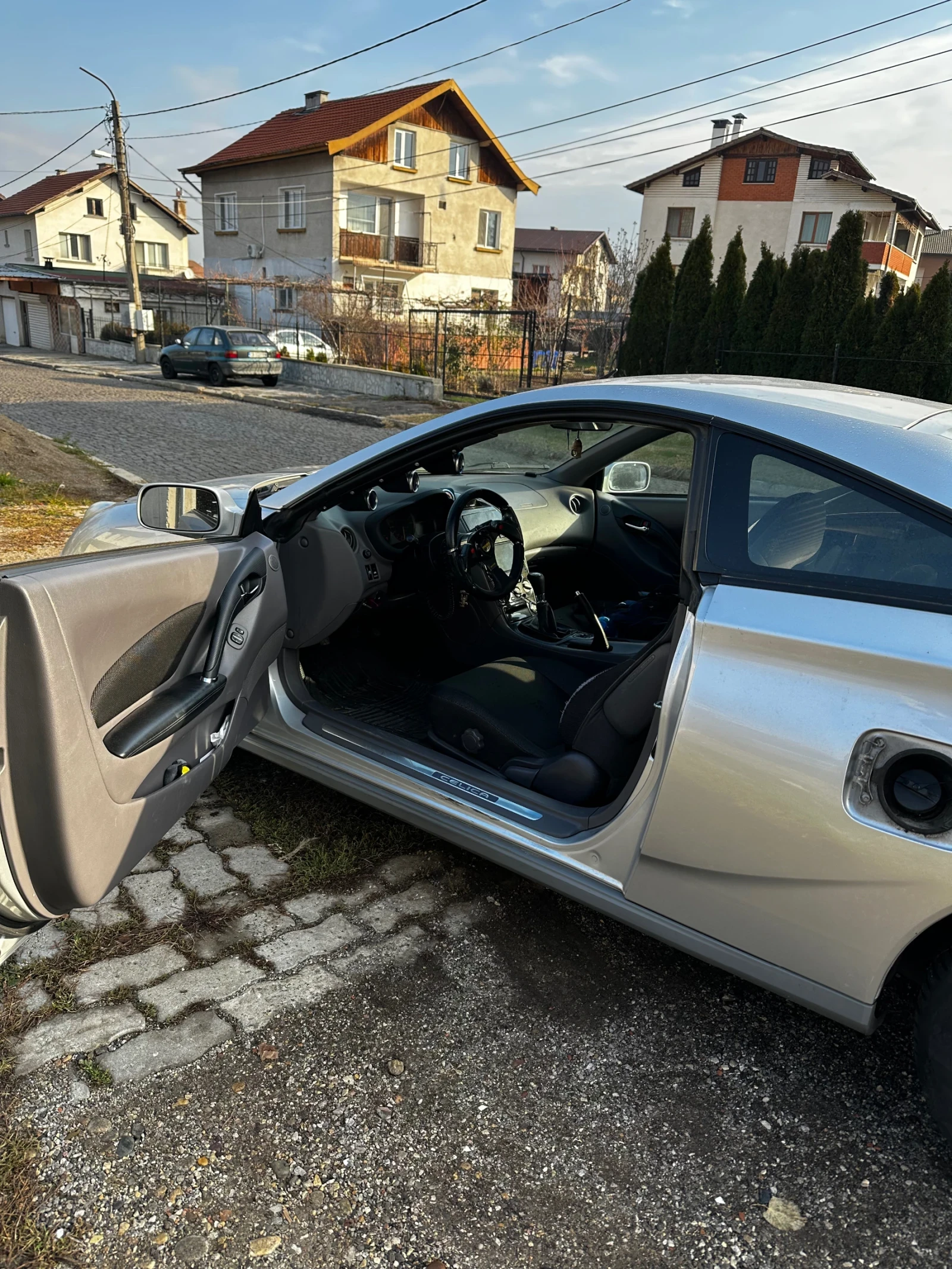 Toyota Celica, снимка 4 - Автомобили и джипове - 54094331