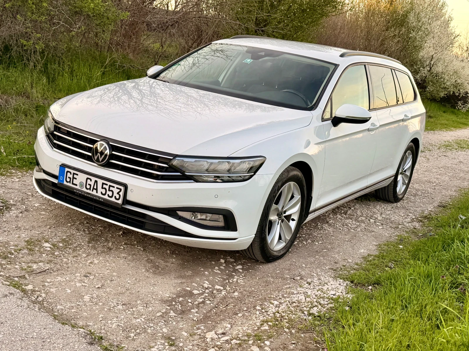 VW Passat 150ps Distronik | Auto.bg — изображение 1