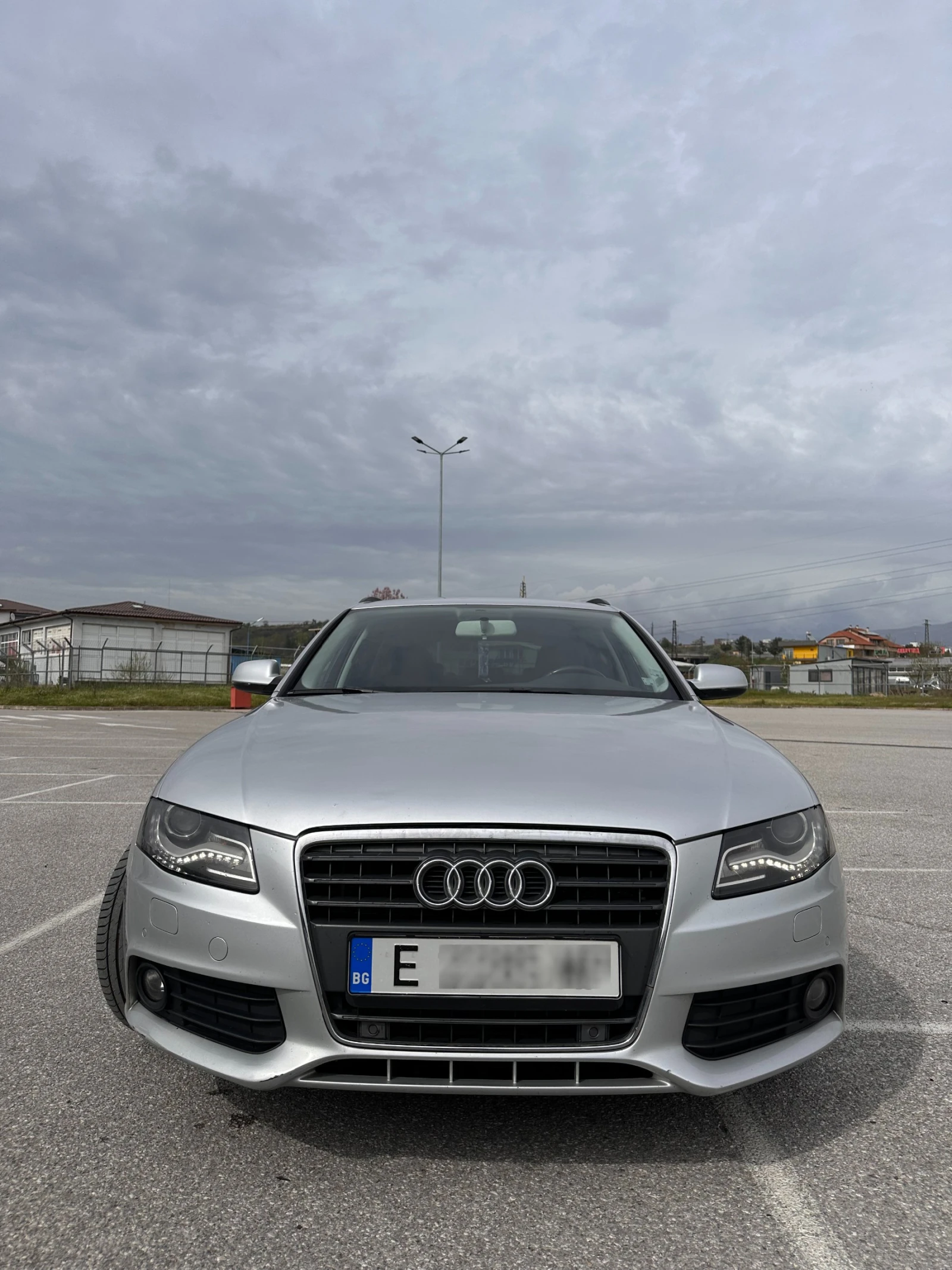 Audi A4 2.0 TDI, снимка 2 - Автомобили и джипове - 54219205