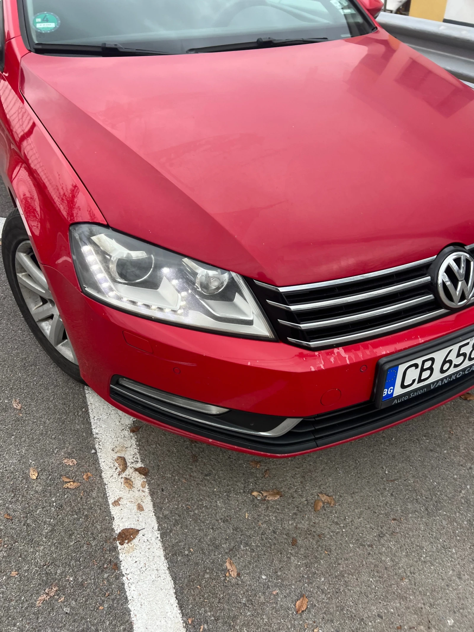 VW Passat 1.6 TDI, снимка 8 - Автомобили и джипове - 54270002