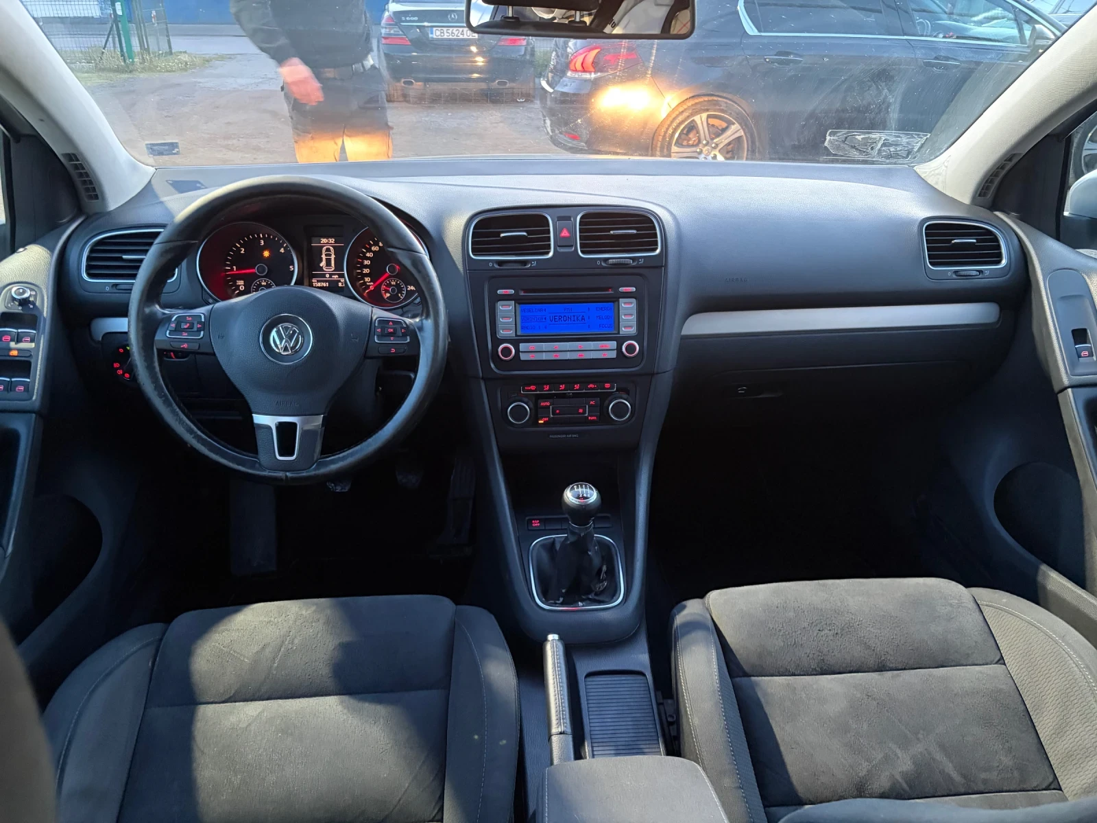 VW Golf, снимка 14 - Автомобили и джипове - 54351989