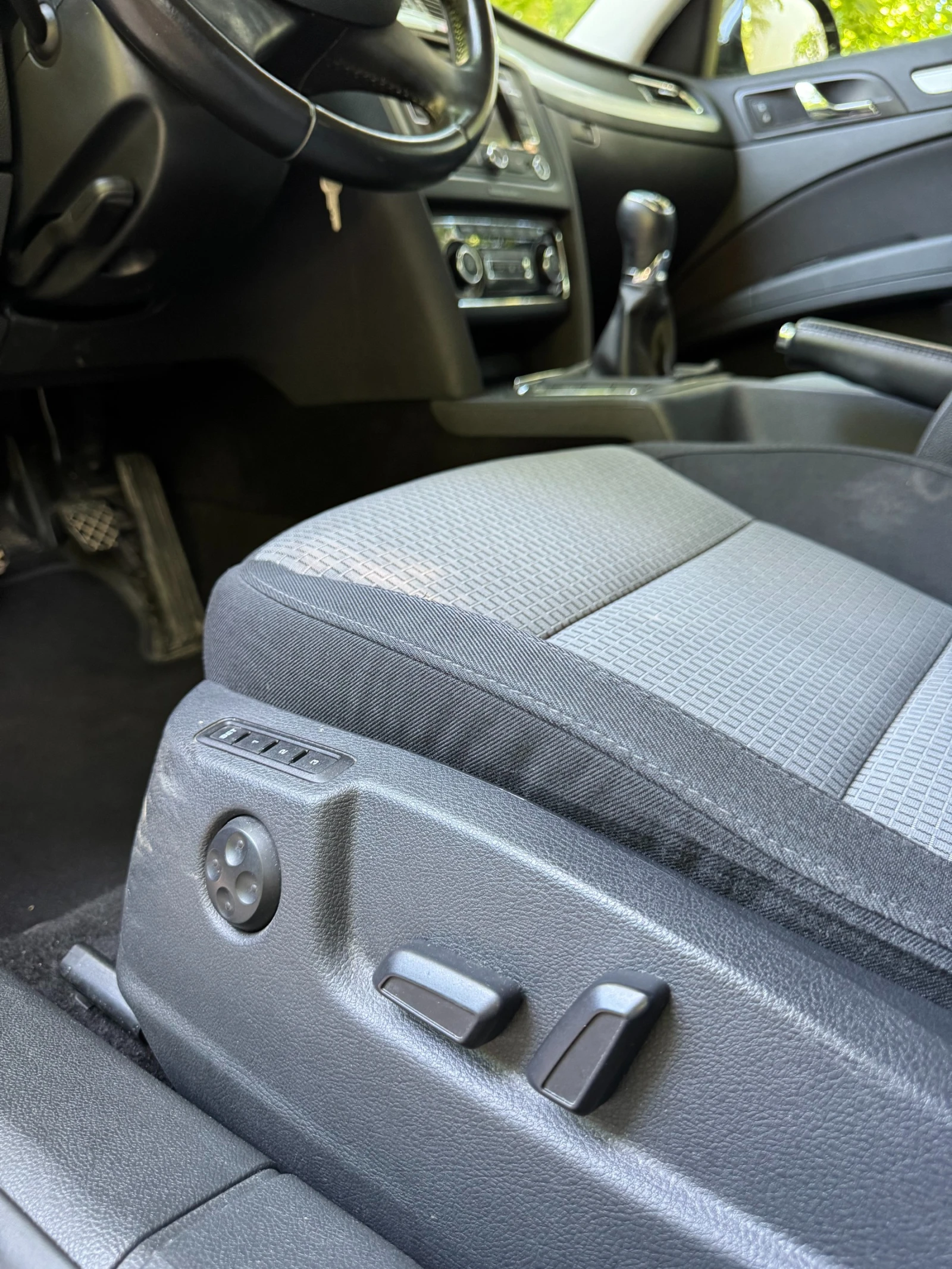 Skoda Superb 2.0 TDI, снимка 12 - Автомобили и джипове - 54733284