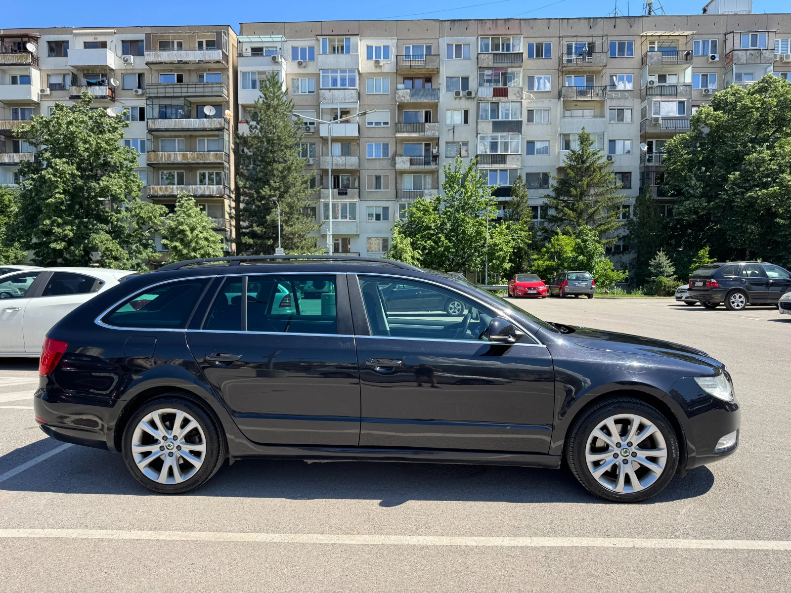 Skoda Superb 2.0 TDI, снимка 4 - Автомобили и джипове - 54733284