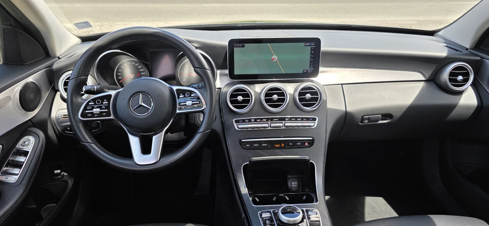 Mercedes-Benz C 180, снимка 11 - Автомобили и джипове - 54838879
