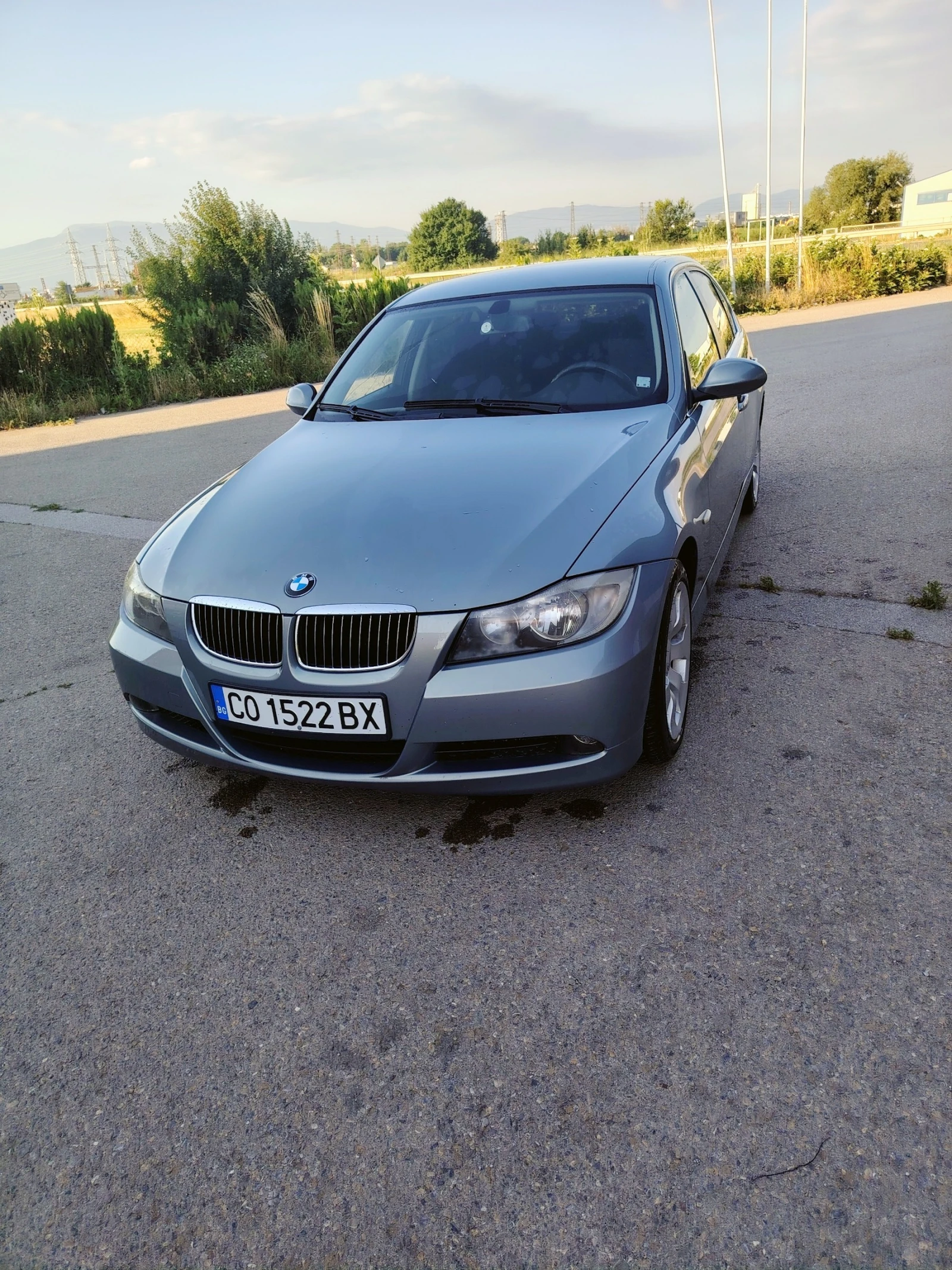 BMW 330 xi, снимка 4 - Автомобили и джипове - 54969829