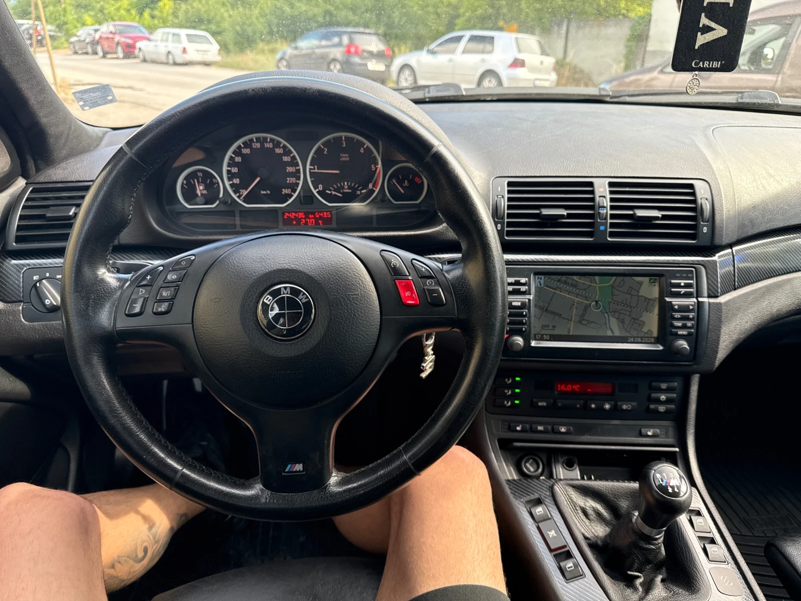 BMW 320, снимка 10 - Автомобили и джипове - 55036397