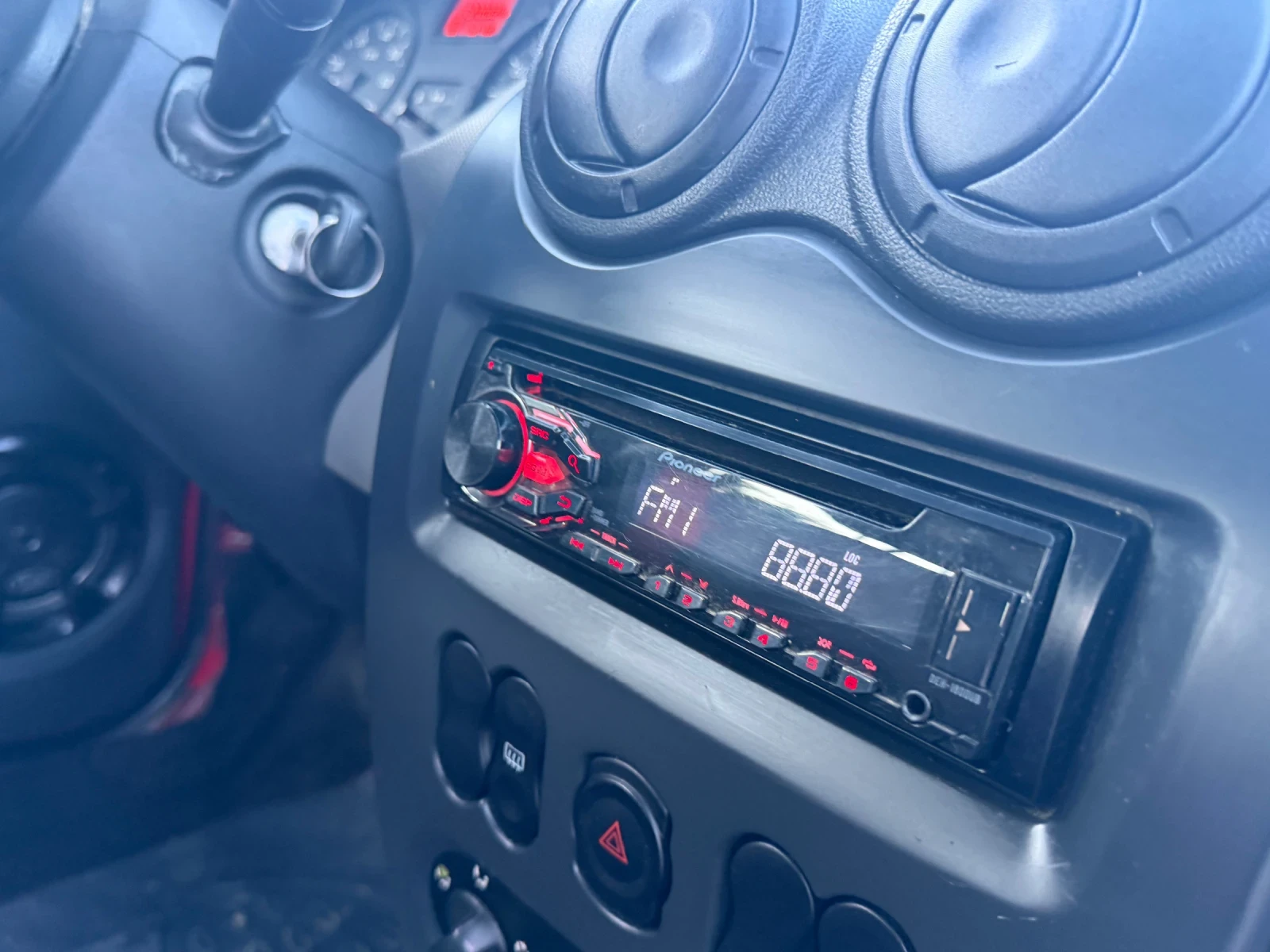 Dacia Sandero FACELIFT | Mobile.bg � ����������� 14