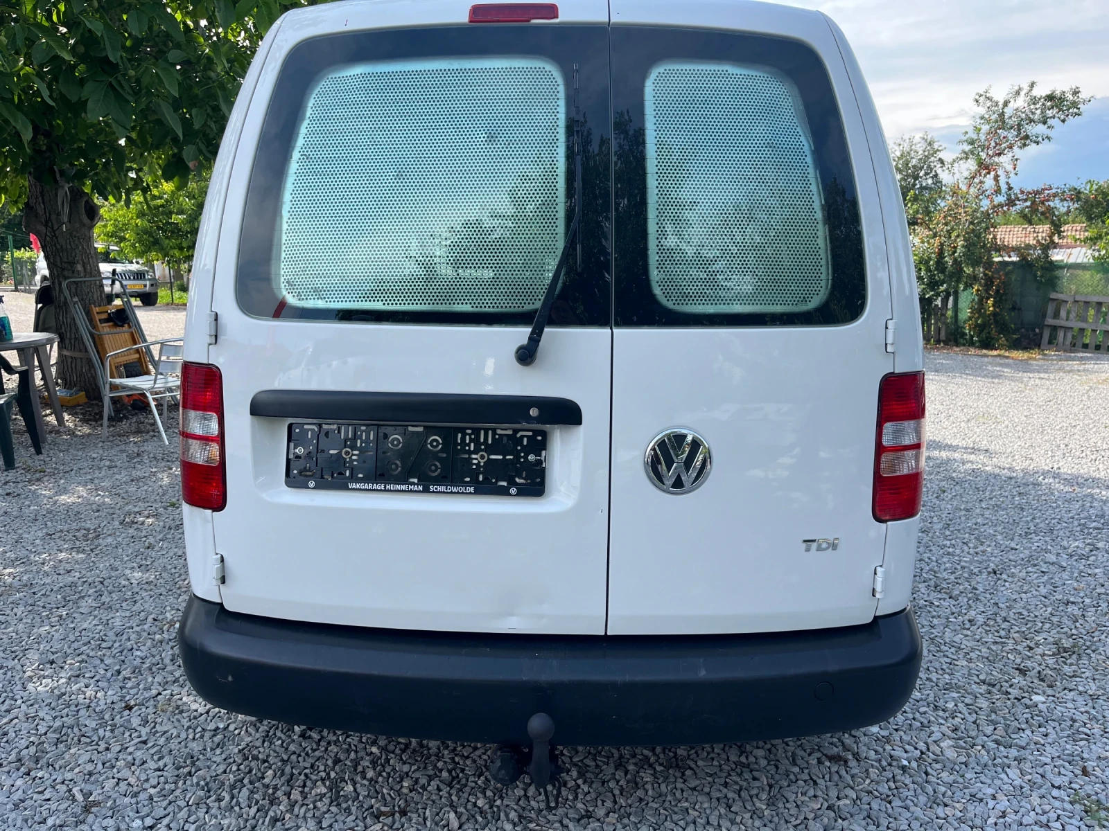 VW Caddy 1.6 TDI/КЛИМА, снимка 5 - Автомобили и джипове - 55207477