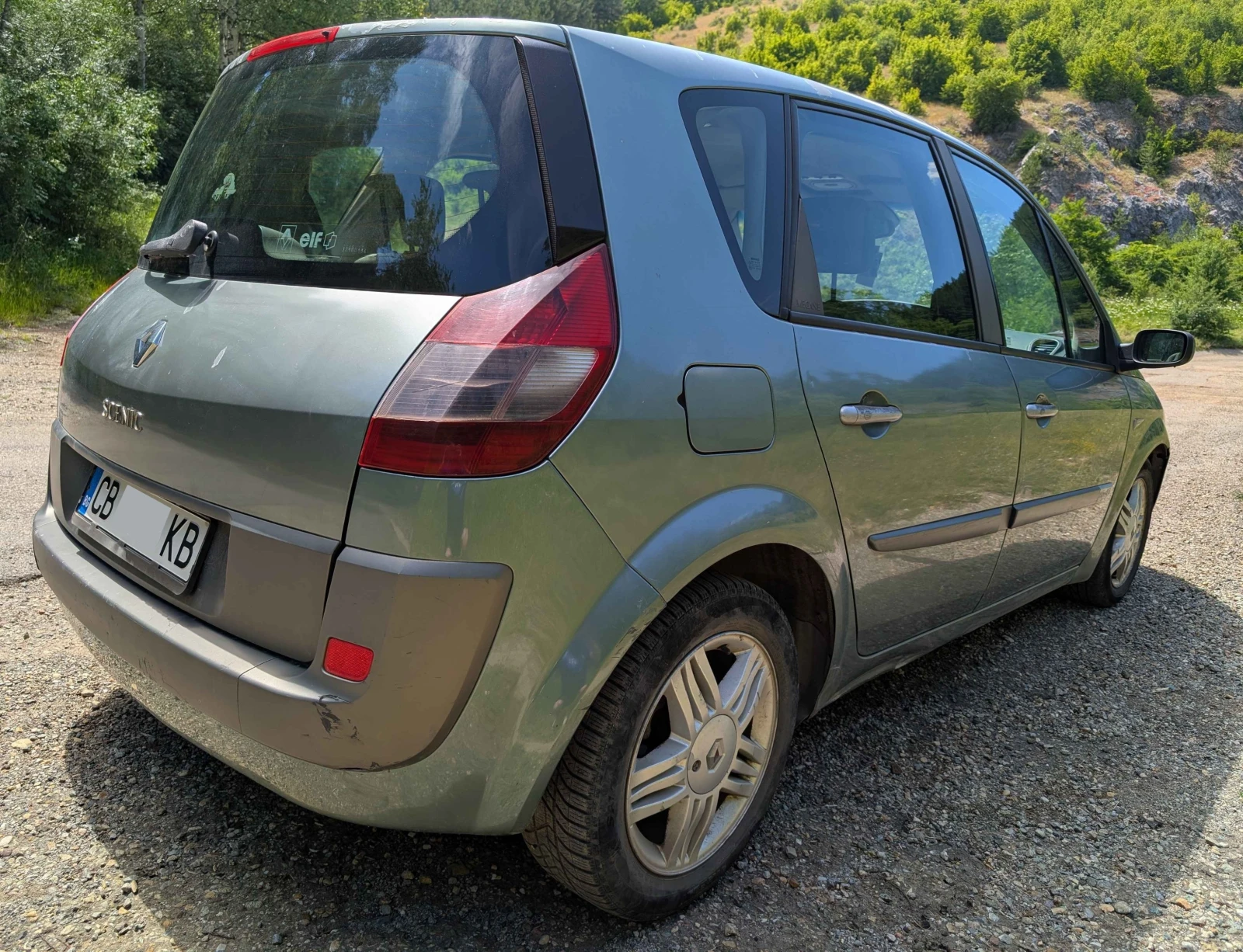 Renault Scenic 1.9 dCi, снимка 3 - Автомобили и джипове - 55943297