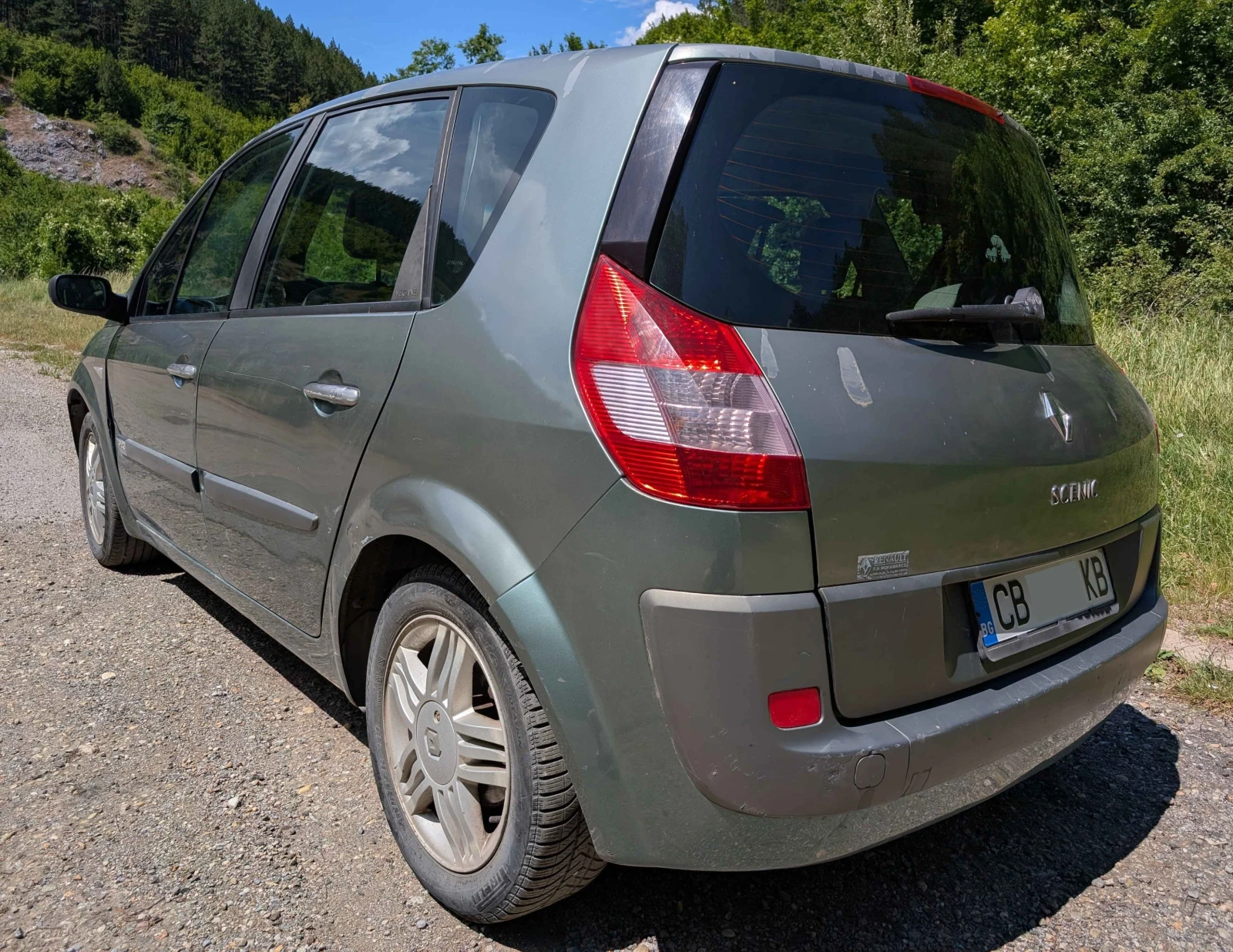 Renault Scenic 1.9 dCi, снимка 5 - Автомобили и джипове - 55943297