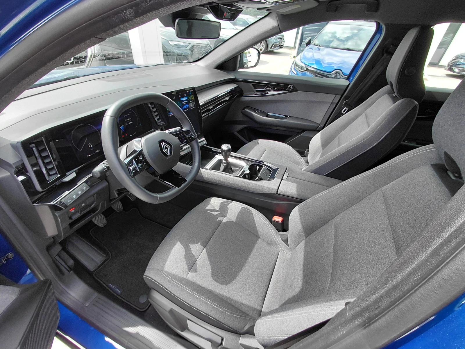 Renault Austral 1.3TCe/140к.с/Equilibre, снимка 13 - Автомобили и джипове - 55570561