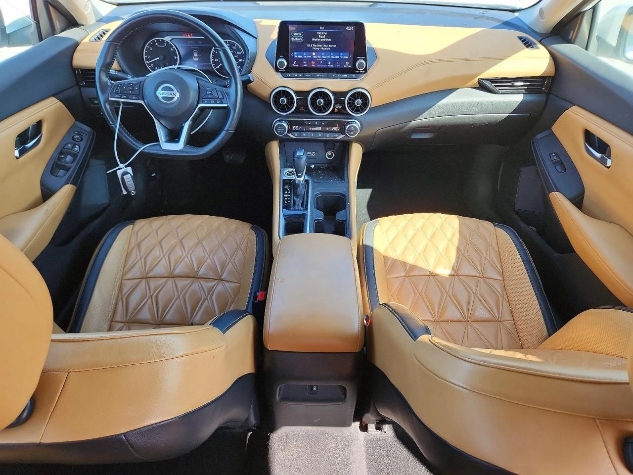 Nissan Sentra 2.0l Sv, снимка 8 - Автомобили и джипове - 56076345