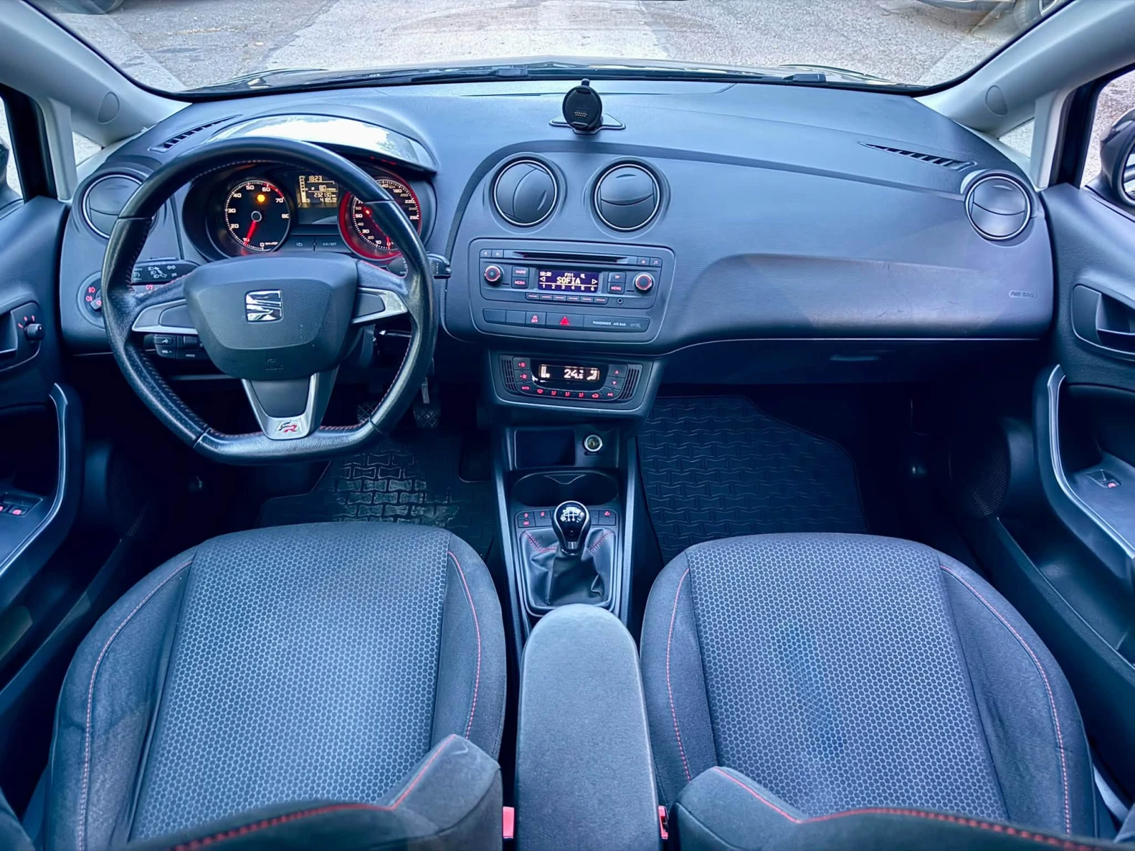 Seat Ibiza FR , снимка 10 - Автомобили и джипове - 56219288
