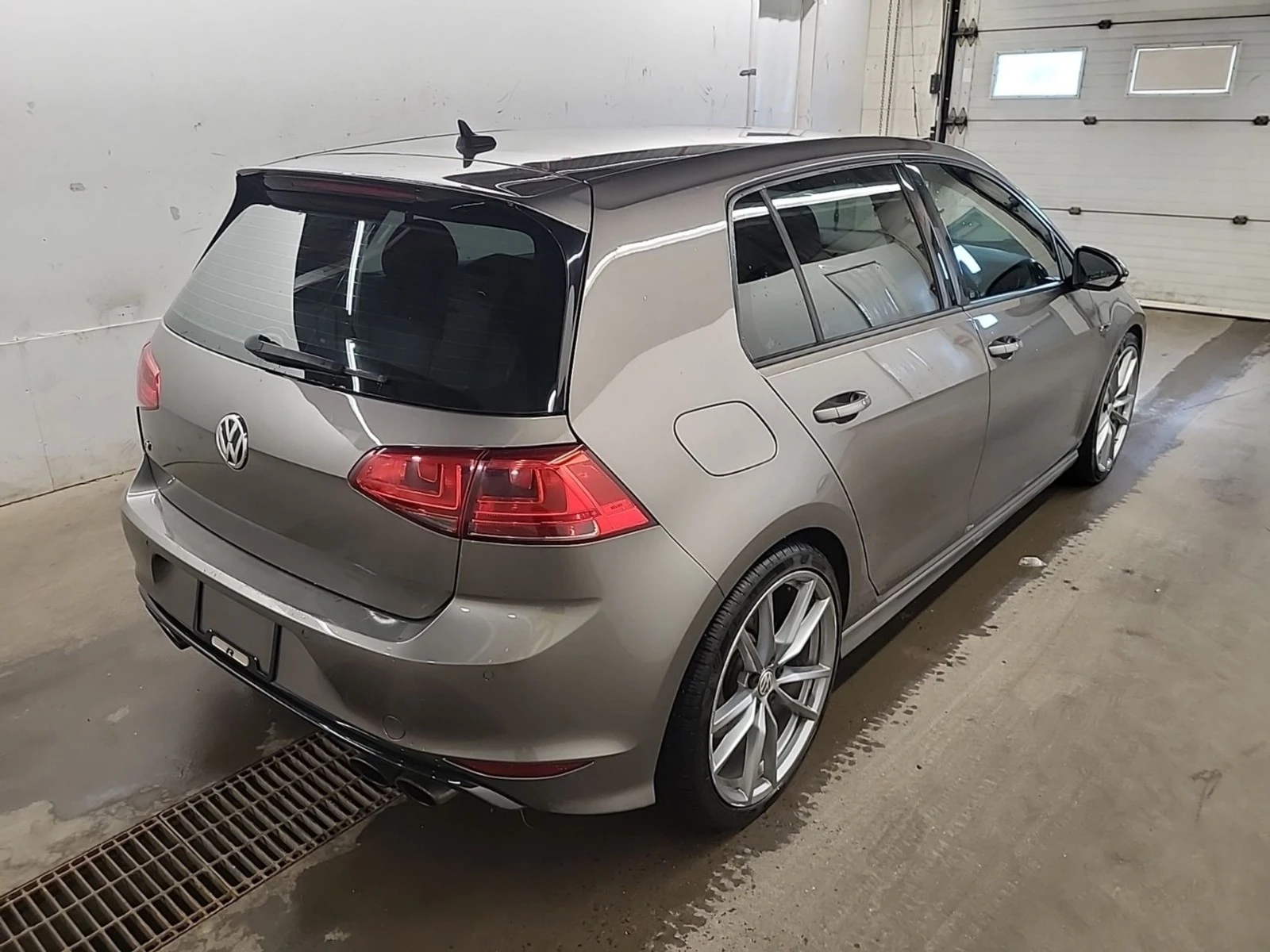 VW Golf | R | DSG | ���� �� �������� & ���������� | Mobile.bg � ����������� 3