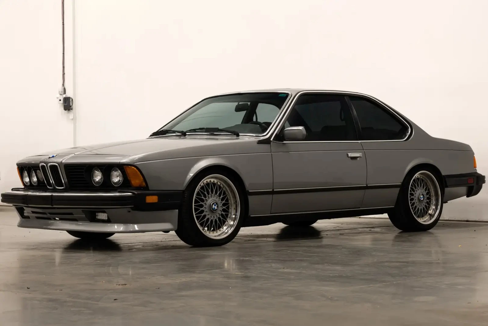 BMW 635