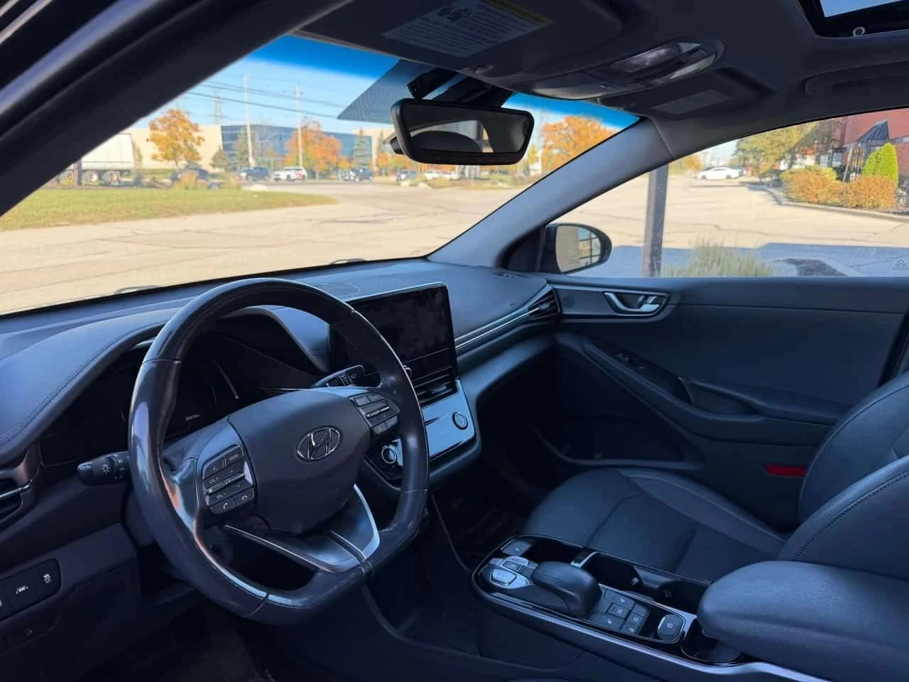 Hyundai Ioniq, снимка 6 - Автомобили и джипове - 56684666