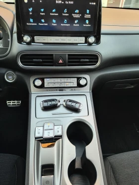 Hyundai Kona 64kwh, снимка 16