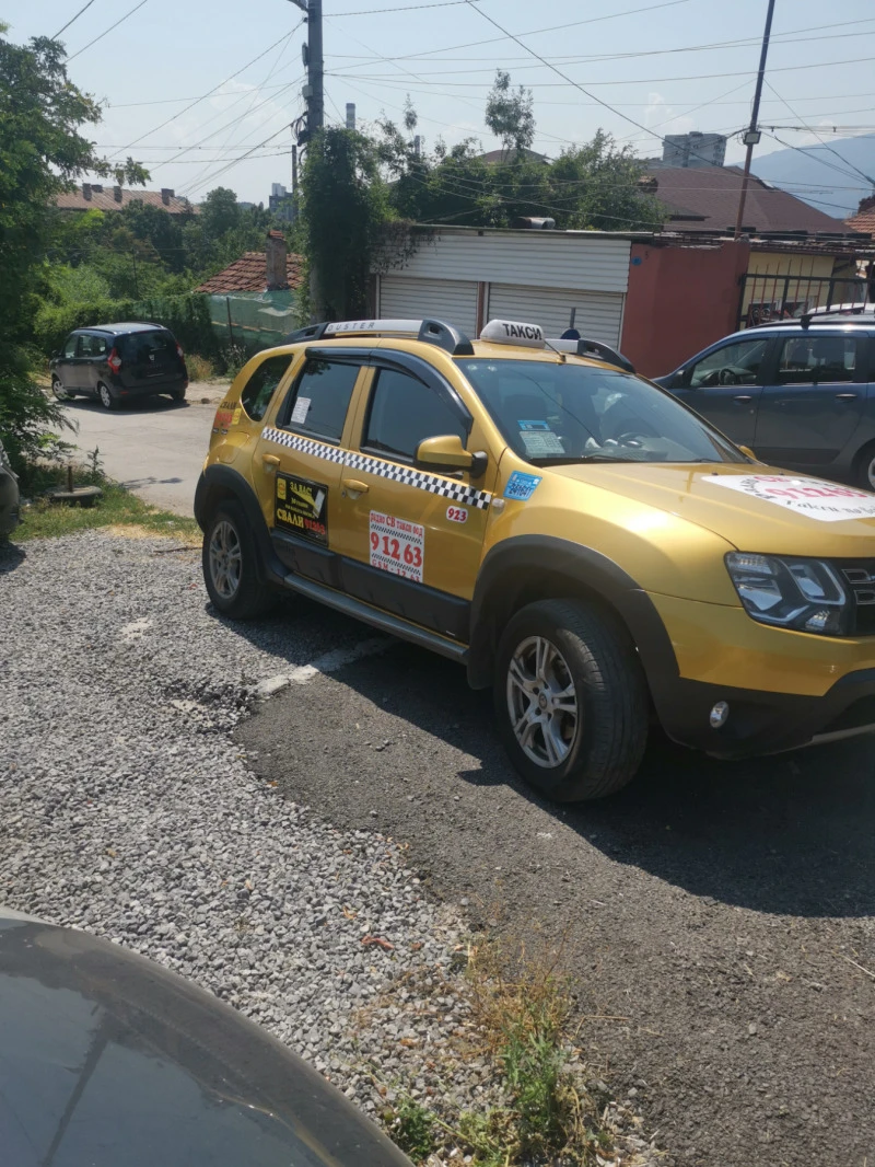 Dacia Duster 1.6 газ - клима, снимка 3 - Автомобили и джипове - 46762614