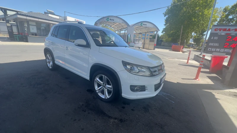 VW Tiguan R-Line 4 motion webasto, снимка 2 - Автомобили и джипове - 52657247