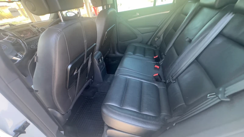 VW Tiguan R-Line 4 motion webasto, снимка 7 - Автомобили и джипове - 52657247