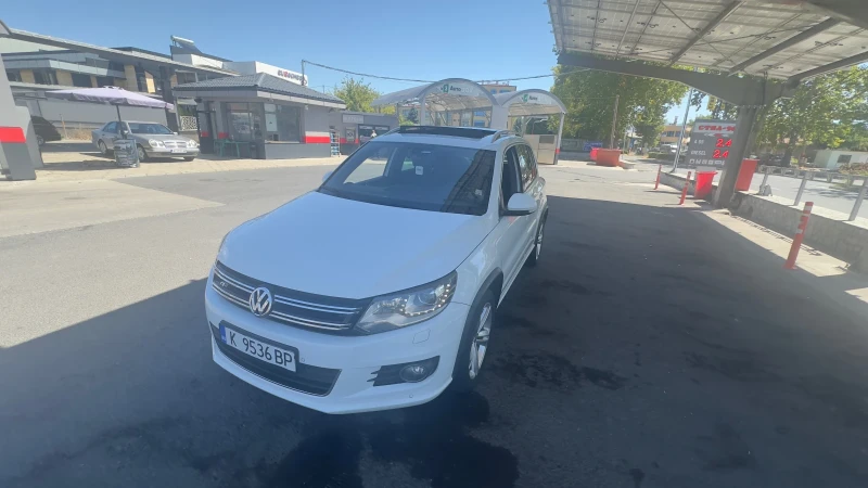 VW Tiguan R-Line 4 motion webasto, снимка 3 - Автомобили и джипове - 52657247