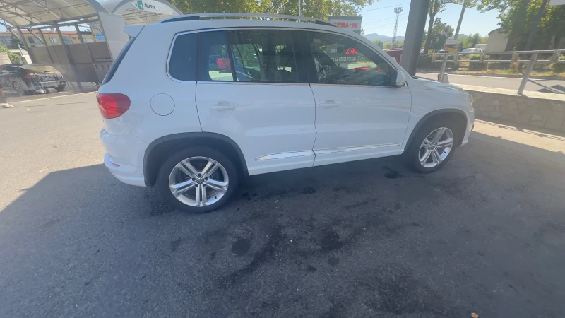 VW Tiguan R-Line 4 motion webasto, снимка 10 - Автомобили и джипове - 52657247