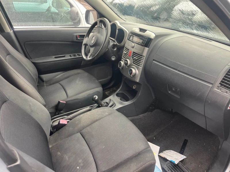Daihatsu Terios 1.3 GAZ, снимка 6 - Автомобили и джипове - 52123152