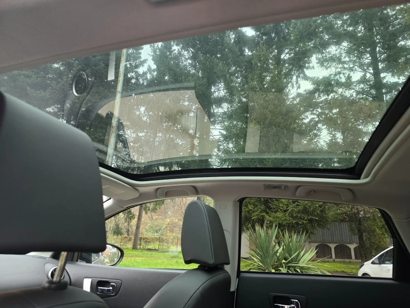 Nissan Qashqai 2.0i ШВЕЙЦАРИЯ , снимка 14 - Автомобили и джипове - 52653770