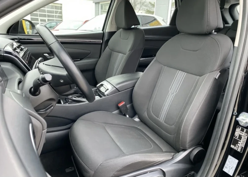 Hyundai Tucson, снимка 6 - Автомобили и джипове - 52818473