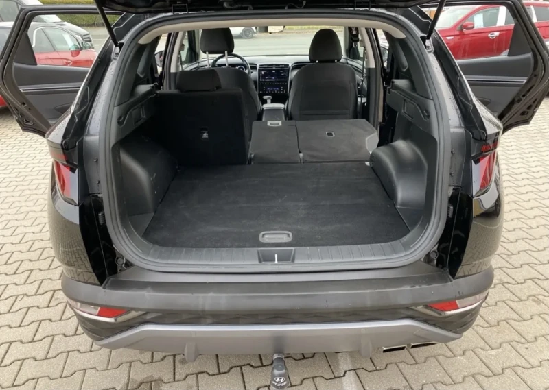 Hyundai Tucson, снимка 4 - Автомобили и джипове - 52818473