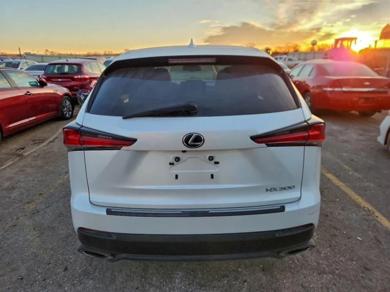 Lexus NX 300 Base, снимка 6 - Автомобили и джипове - 53491414