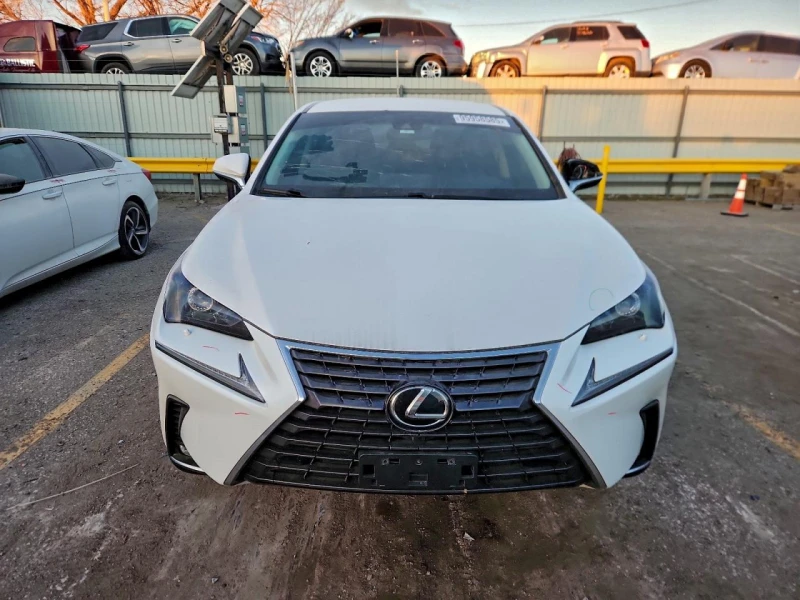 Lexus NX 300 Base, снимка 5 - Автомобили и джипове - 53491414