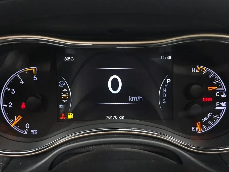Jeep Grand cherokee 3.0 Diesel Overland Wk2, снимка 8 - Автомобили и джипове - 56111896