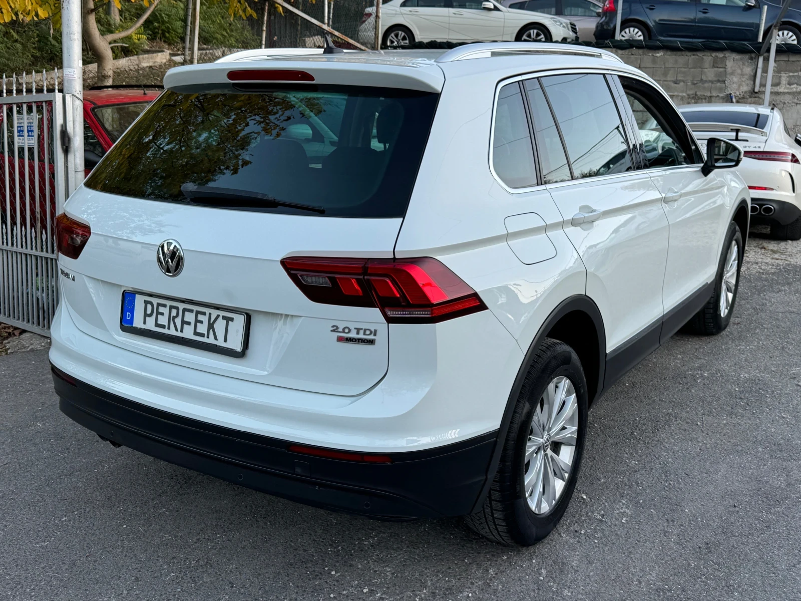 VW Tiguan TDI* DSG* 4x4* Kamera* Distronic* Assist - изображение 4