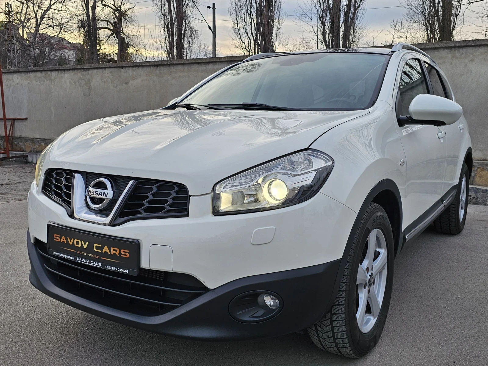 Nissan Qashqai + 2/4x4/360CAM/PANO/AVTOM/7-М/ШВЕЙЦАРИЯ  | Mobile.bg — изображение 1