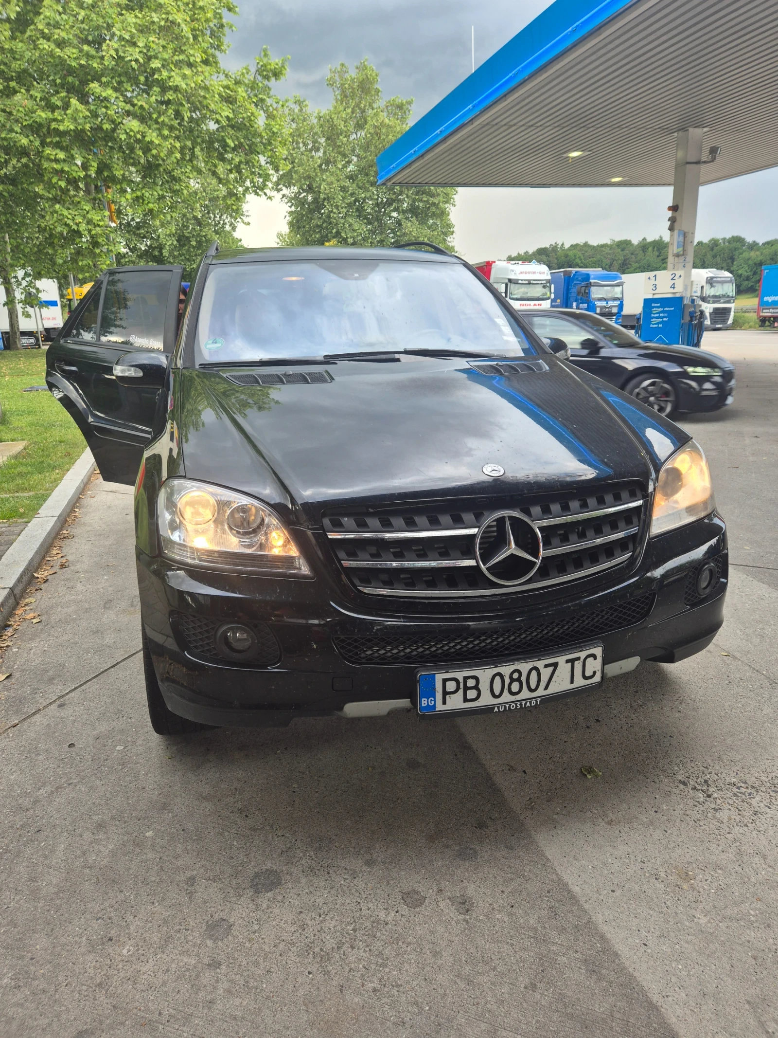 Mercedes-Benz ML 320  - изображение 4