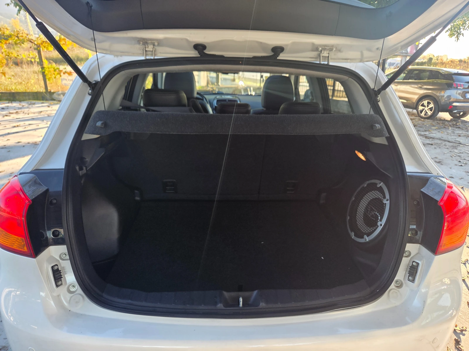 Mitsubishi ASX 2.2 AWD* PANORAMA* * KAMERA* XENON* STAR-STOP* CAY - изображение 6