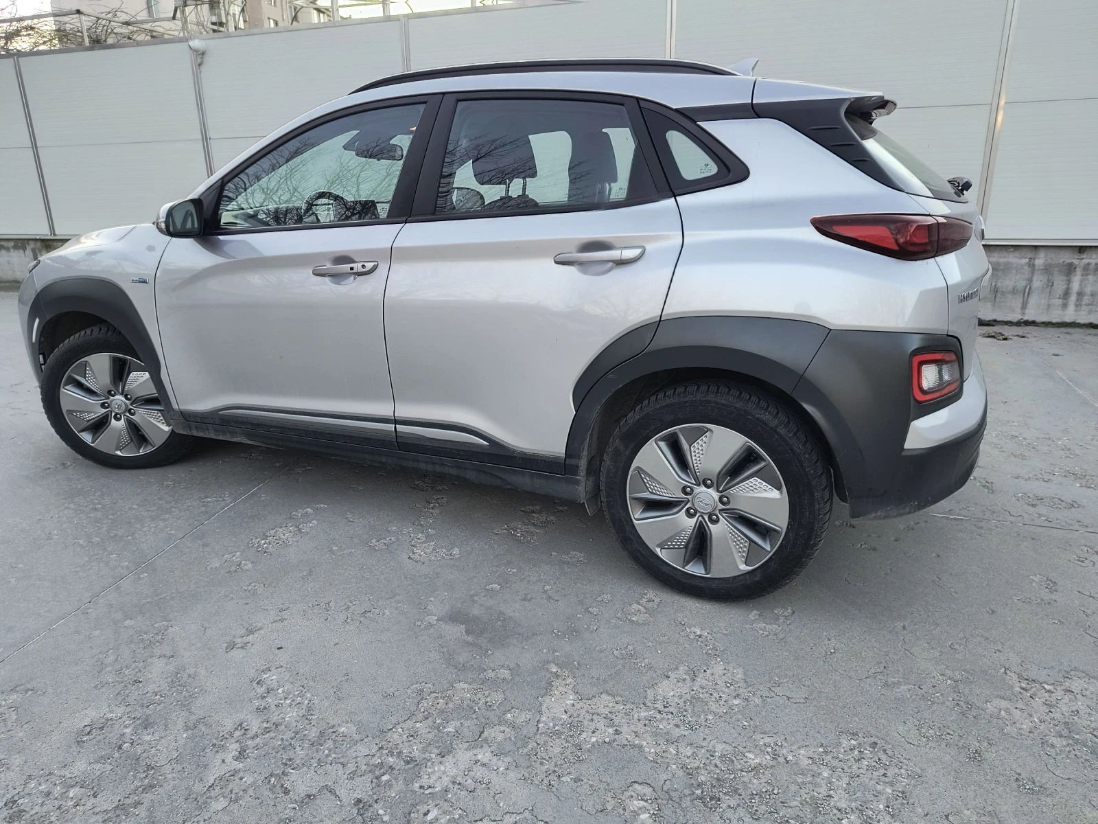 Hyundai Kona 64kwh