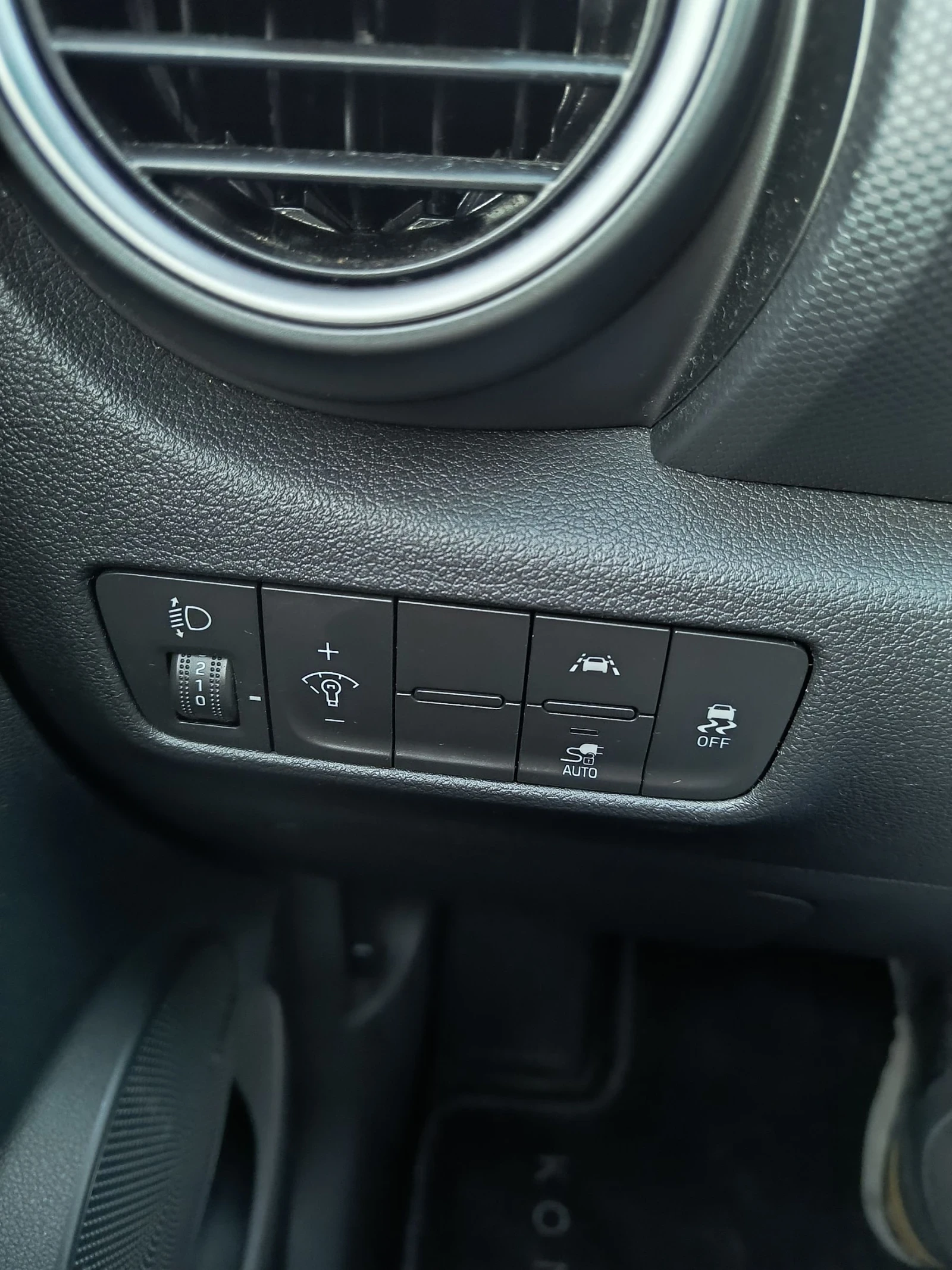 Hyundai Kona 64kwh, снимка 14 - Автомобили и джипове - 53600788