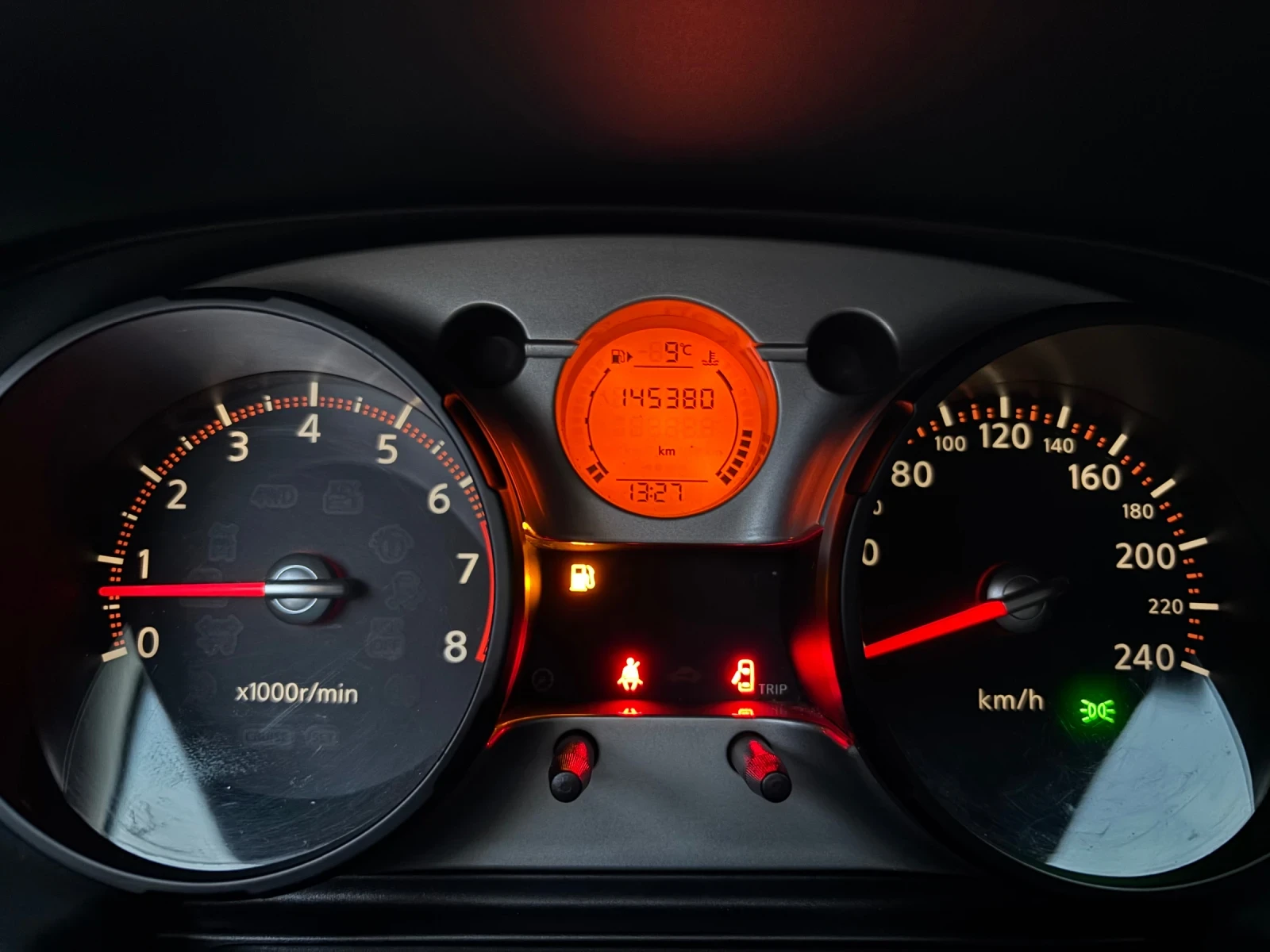 Nissan Qashqai 2.0 4x4 145k км, снимка 13 - Автомобили и джипове - 53831381